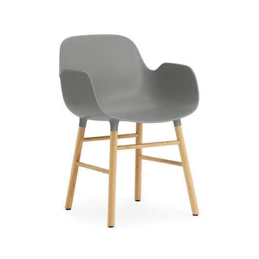 Normann Copenhagen Form karmstol grey, ekben