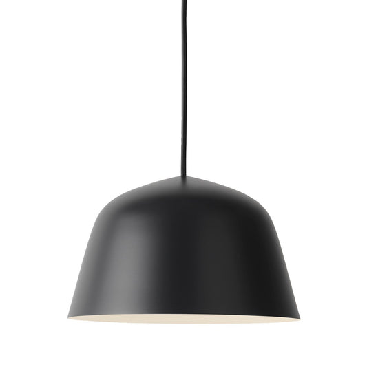 Muuto Ambit taklampa Ø25 cm svart