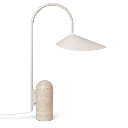 ferm LIVING Arum bordslampa Cashmere