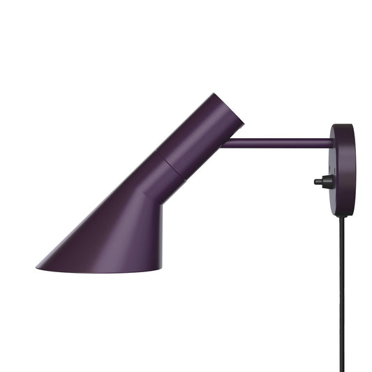 Louis Poulsen AJ vägglampa Aubergine