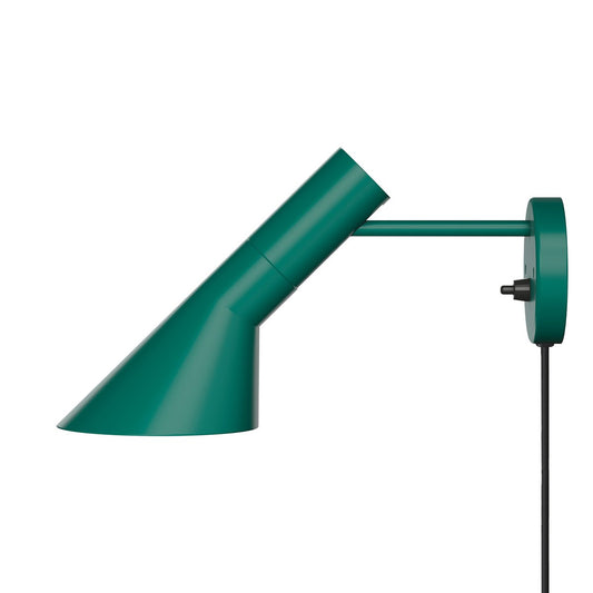 Louis Poulsen AJ wall lamp Dark green