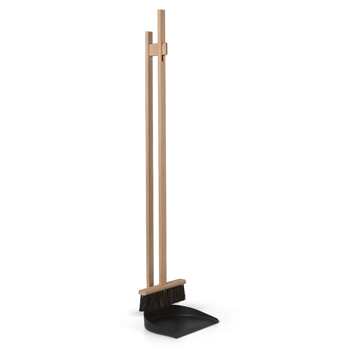 ferm LIVING ICON broom and dustpan nature