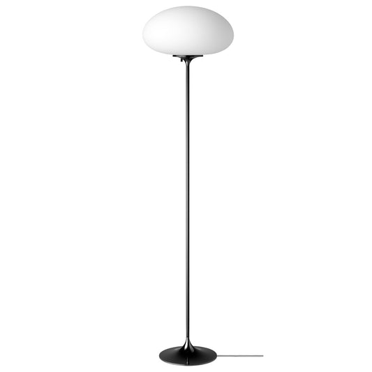 GUBI Stemlite golvlampa 150 cm Black Chrome