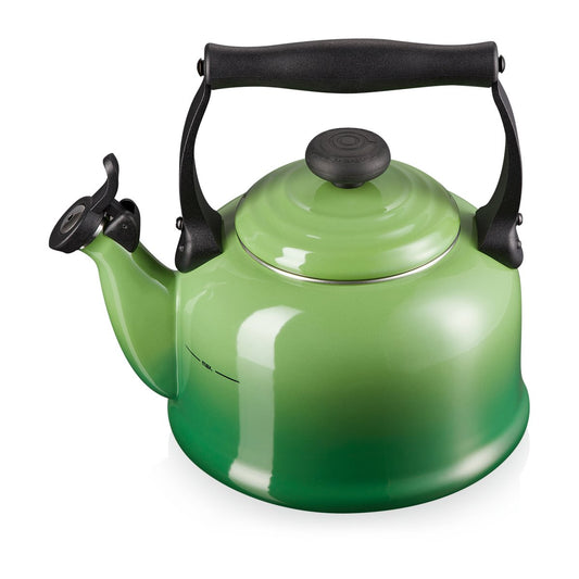 Le Creuset Le Creuset Traditioneller Wasserkocher 2,1 L Bamboo Green