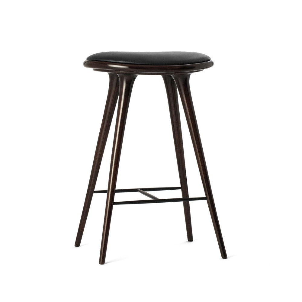 Mater High stool barpall låg 69 cm läder svart, brunbetsat bokstativ