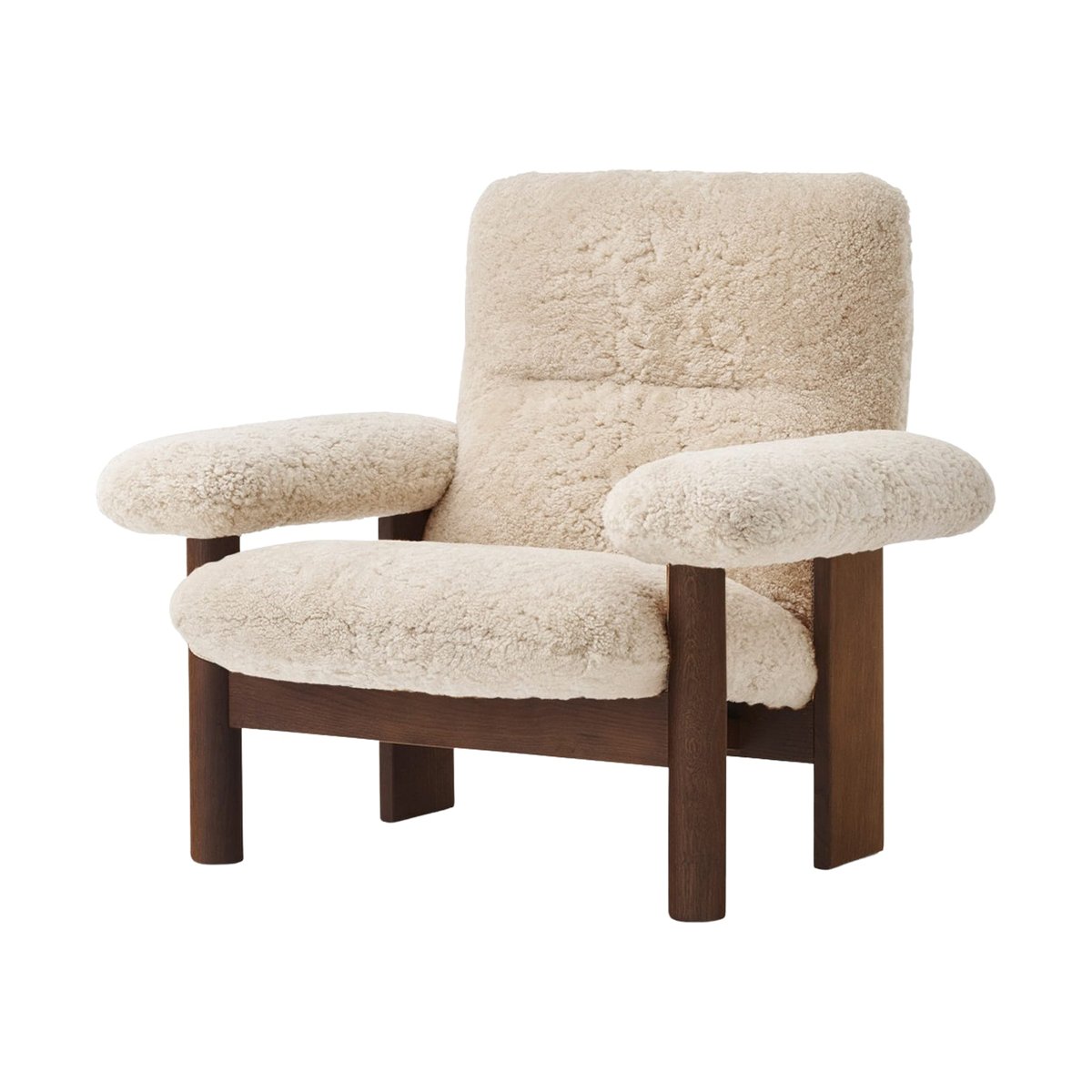 Audo Copenhagen Brasilia fåtölj Dark oak-Nature sheepskin curly