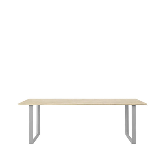 Muuto 70/70 Esstisch 225 x 90cm Solid oak-Grey