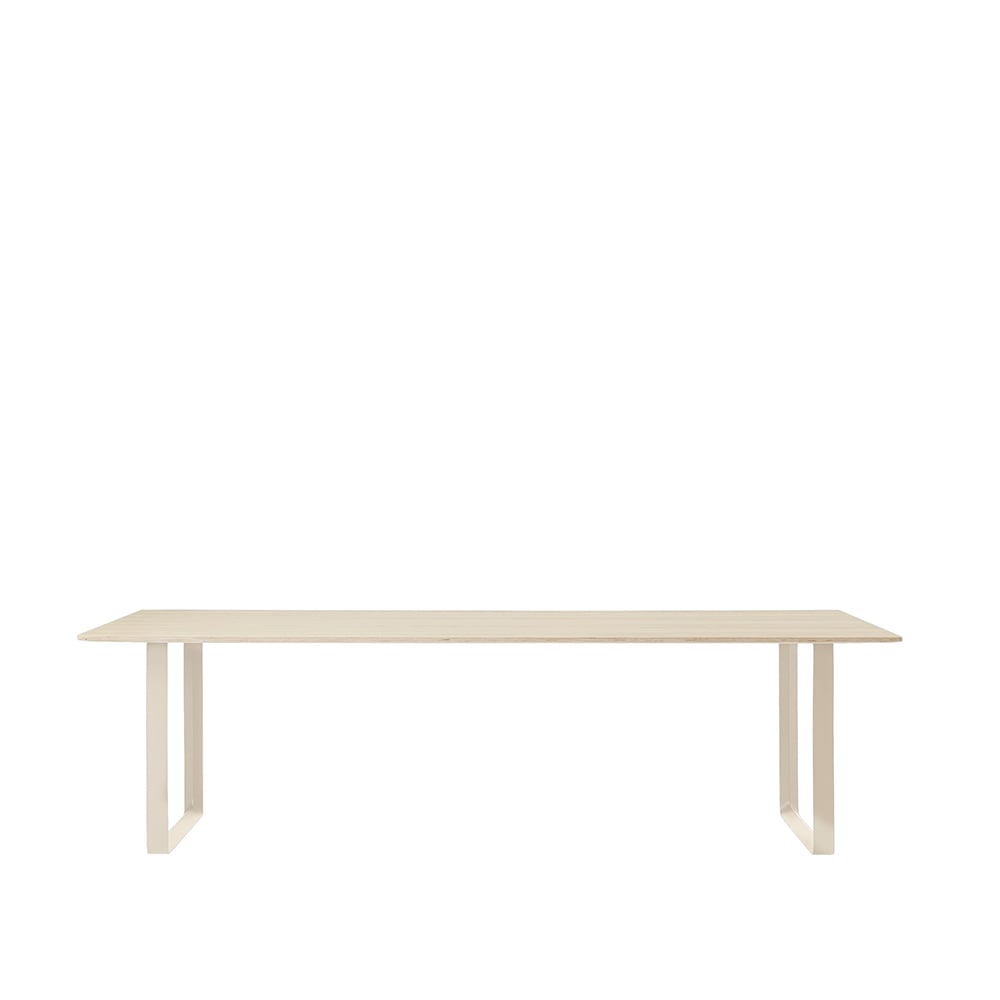 Muuto 70/70 Esstisch 255 x 108cm Oak veener-Plywood-Sand