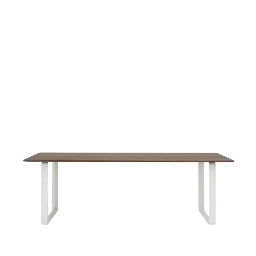 Muuto 70/70 matbord 225x90 cm Solid smoked oak-White