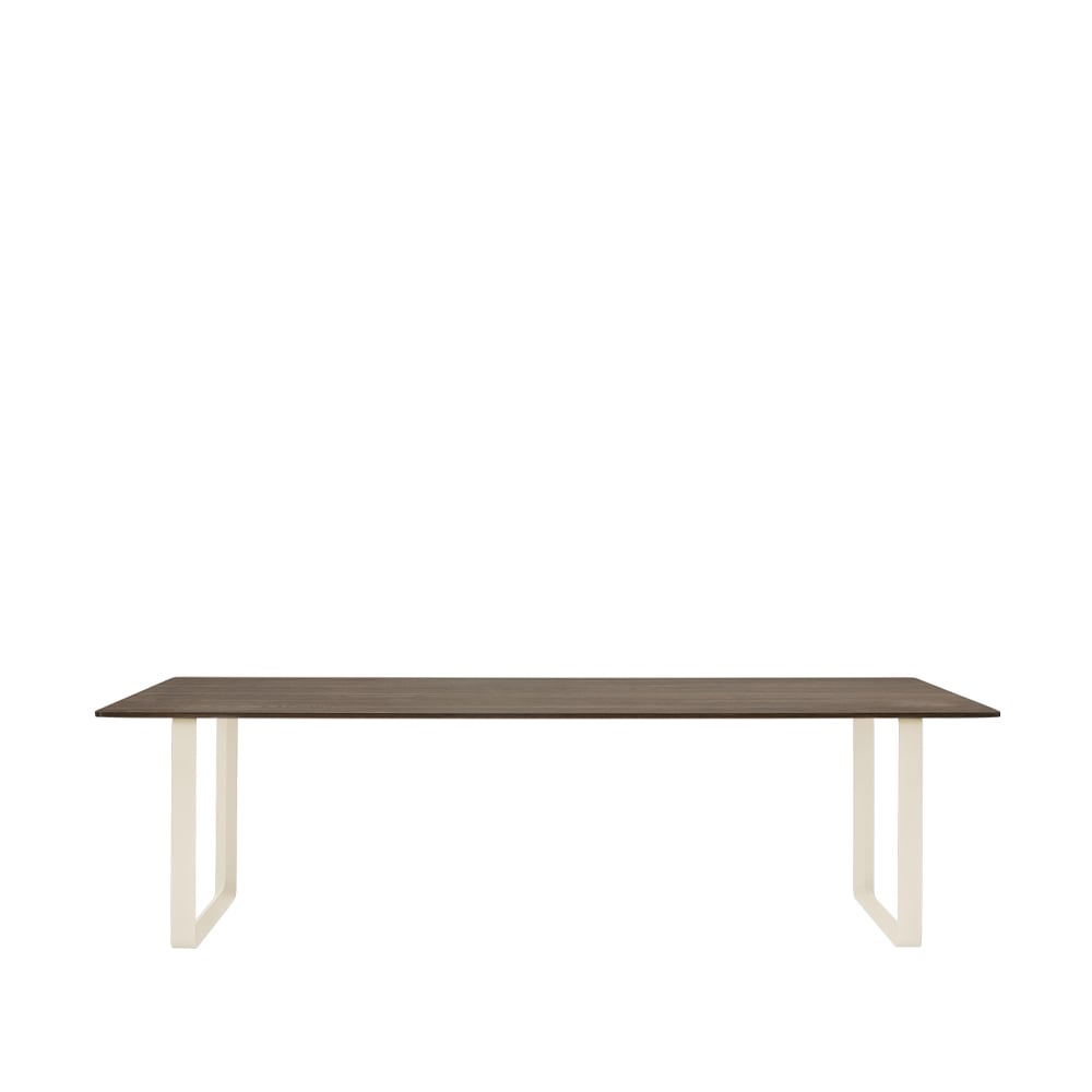 Muuto 70/70 matbord 255x108 cm Solid smoked oak-Sand