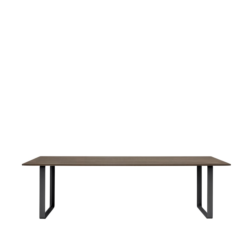 Muuto 70/70 matbord 255x108 cm Solid smoked oak-Black