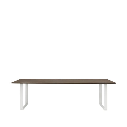 Muuto 70/70 Esstisch 255 x 108cm Solid Smoked oak-White