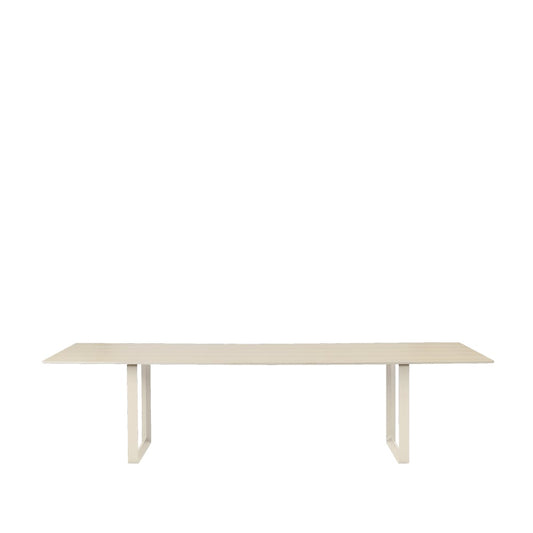 Muuto 70/70 Esstisch 295 x 108cm Oak veener-Plywood-Sand