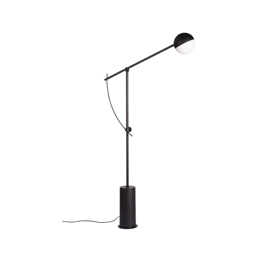 Northern Balancer golvlampa black matt