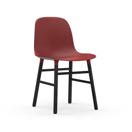 Normann Copenhagen Form Stol red, svarta ben