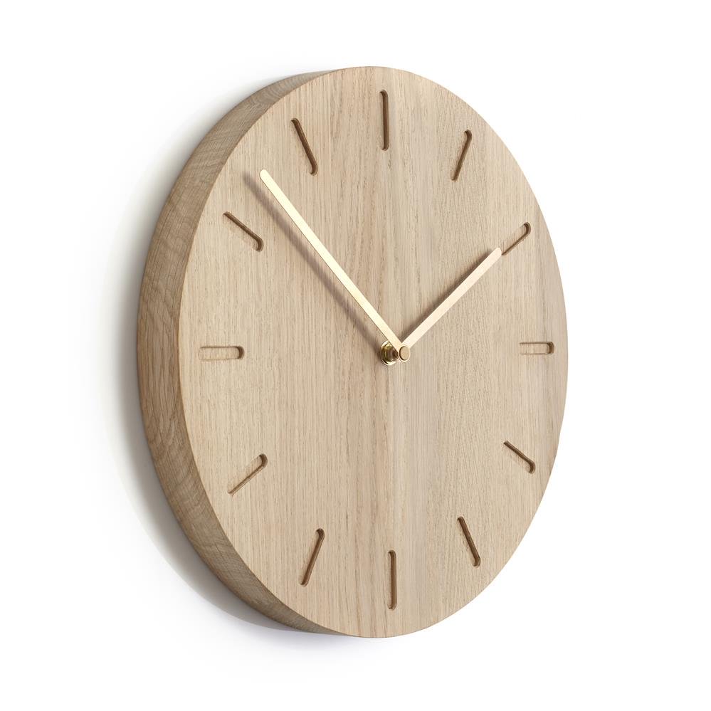 Applicata Watch:Out wall clock oak oak-brass