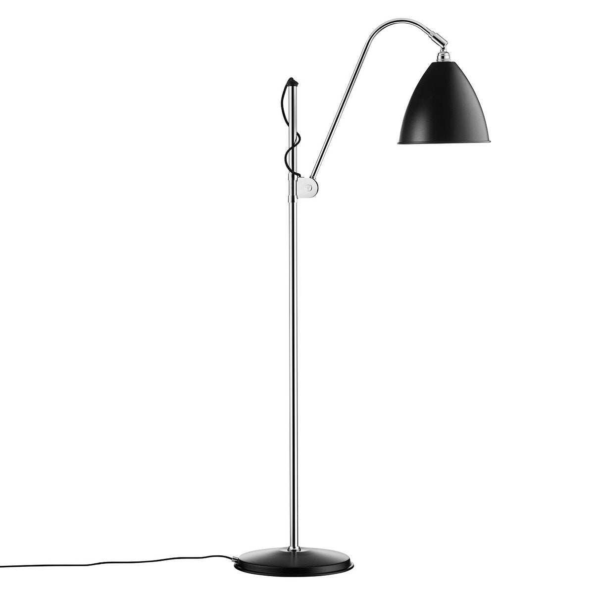 GUBI Bestlite BL3M golvlampa svart-krom