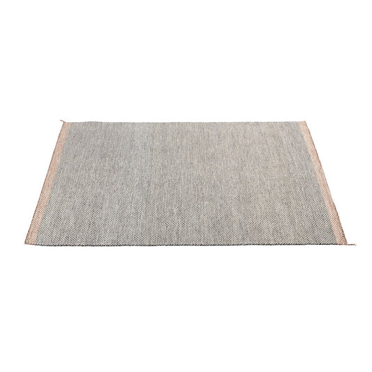 Muuto Ply matta 170x240 cm Svart-vit