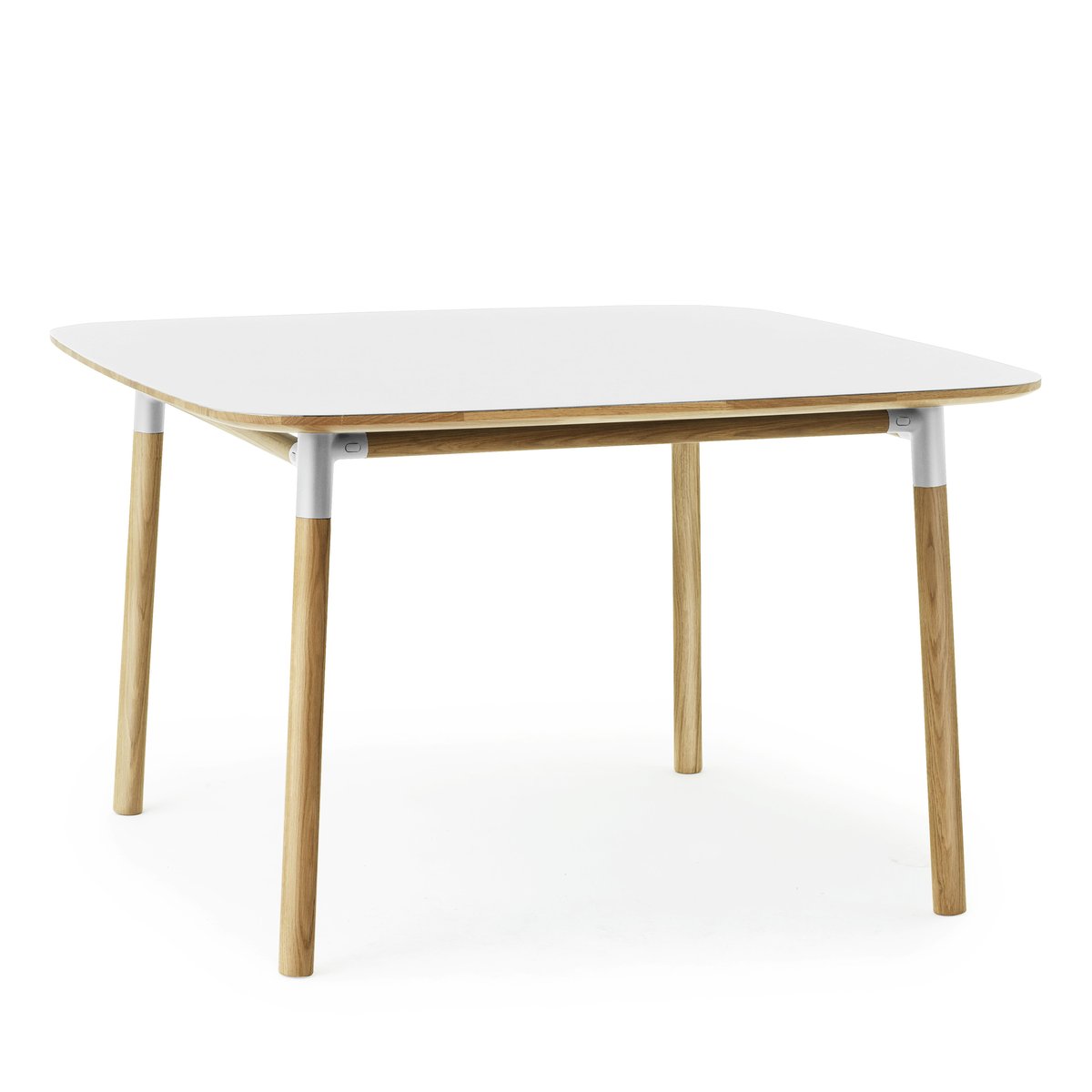 Normann Copenhagen Form bord 120x120 cm vit