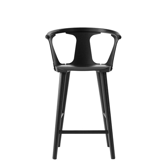 &Tradition In between barstool SK7 Black-painted oak